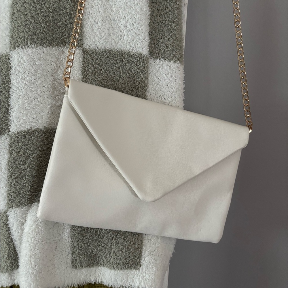 Elegant White Envelope Clutch